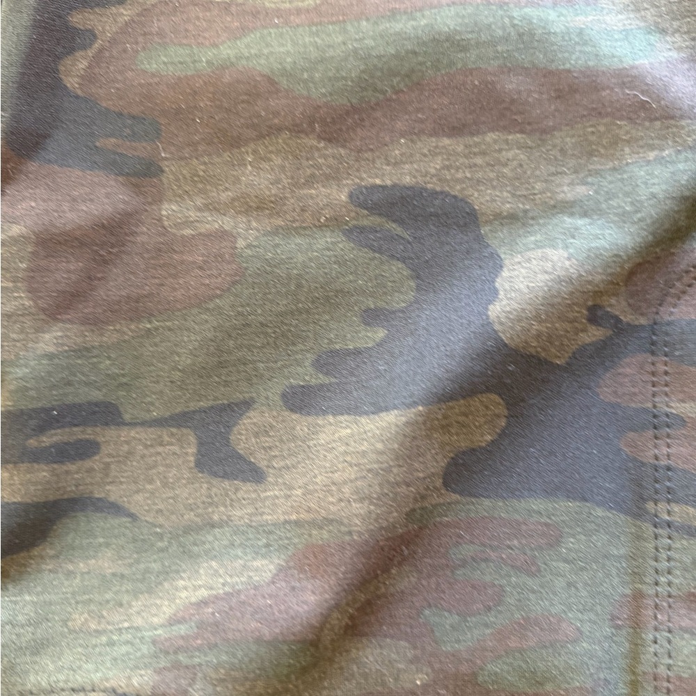 Sanctuary Camouflage Leggings size medium with tags - Picture 4 of 4